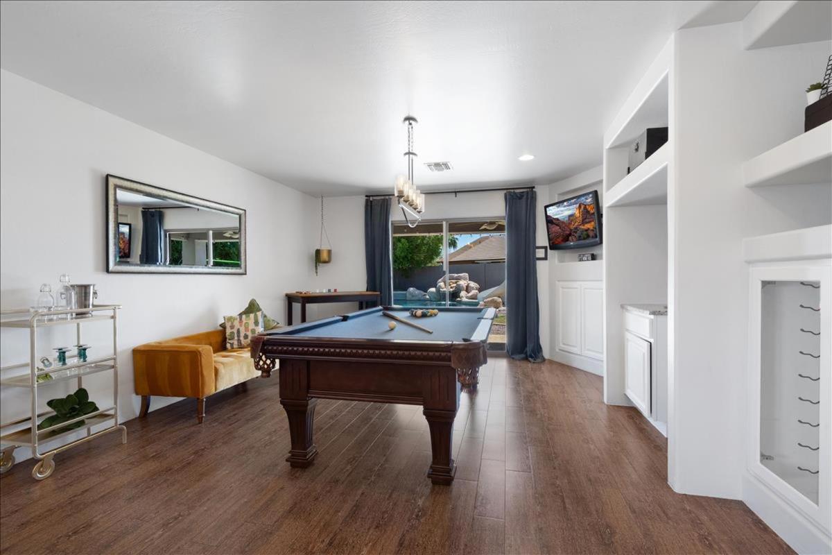 5 Bedroom 4 Bath Boutique Home Premium Location + Heated Pool Option Glendale Eksteriør bilde